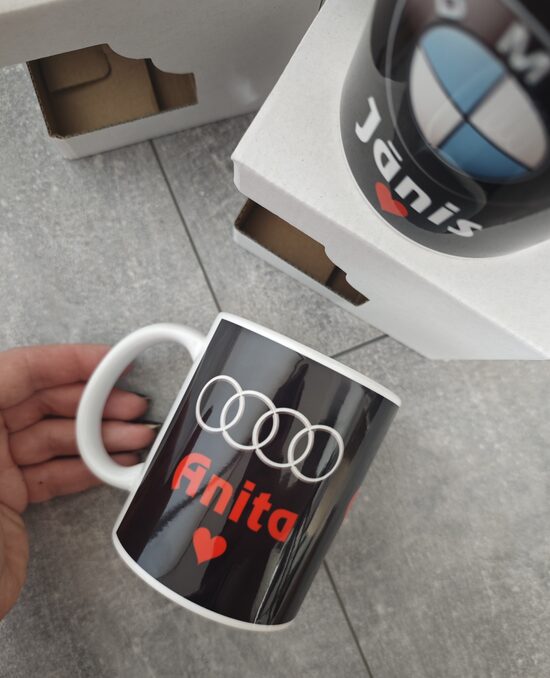 Krūze "Audi ar sirsniņu" (vārds var būt jebkurš)