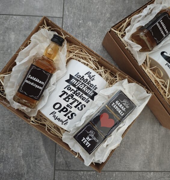 Dāvanu komplekts "Pats mīļākais foršākais Tētis un Opis pasaulē"